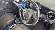 MINI Hatchback 1.5 Cooper Classic 3dr Petrol Hatchback